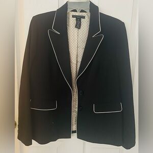 Apostrophe black with cream piping blazer size 12p.